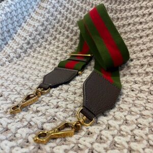 Gucci Women's Green and Red Stripe Web Strap.